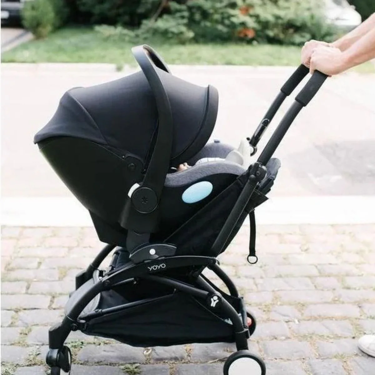 Clek Liing Infant Car Seat - Chrome - Image 2