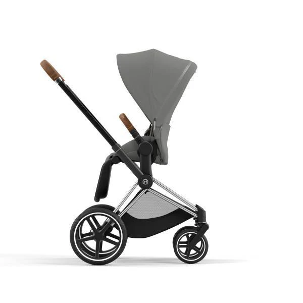 Cybex Priam 4 Stroller - Chrome/Brown Frame and Soho Grey Seat Pack - Image 4