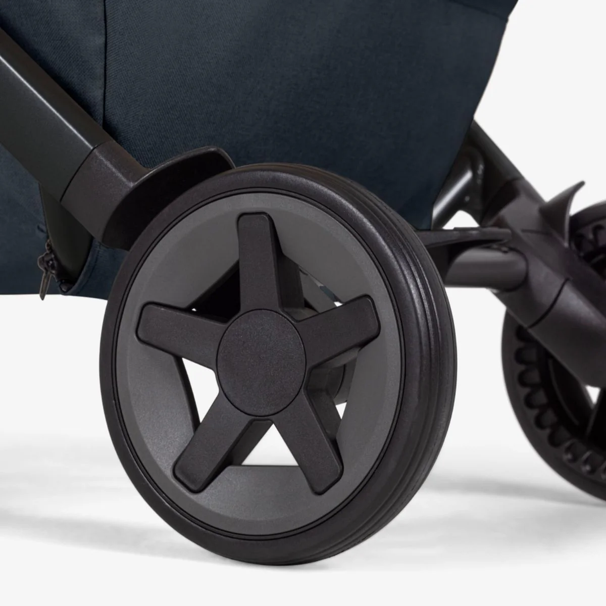 Joolz Aer2 Lightweight Compact Stroller - Dark Navy Blue - Image 8