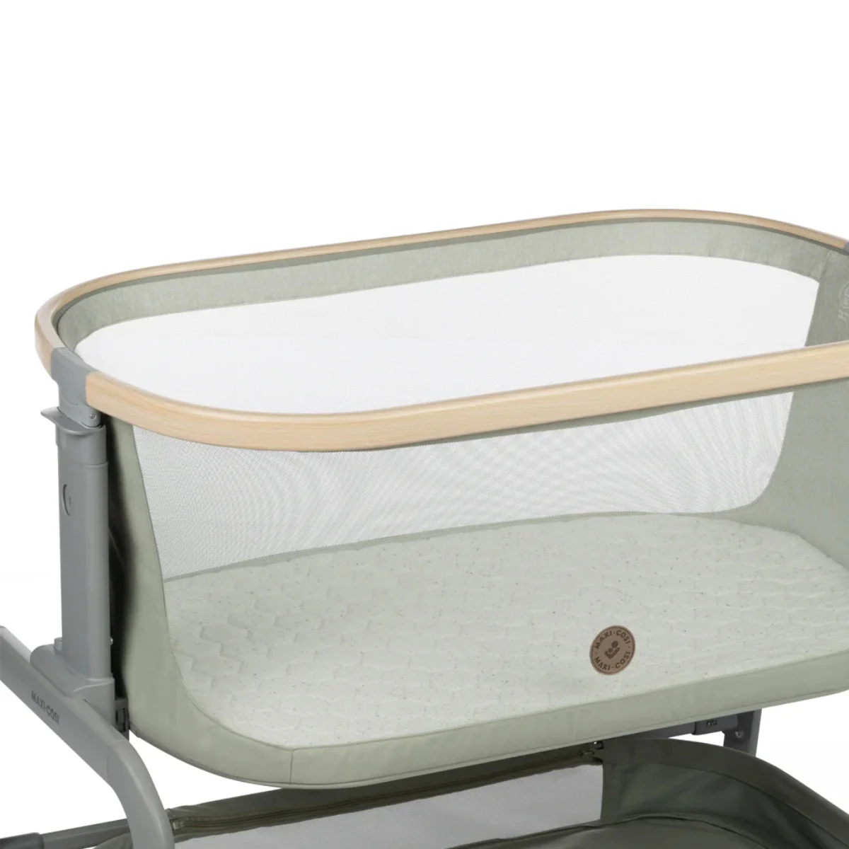 Maxi Cosi Iora Bedside Bassinet - Classic Truffle - EcoCare - Image 11