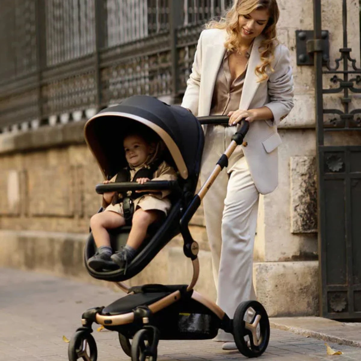 Mima Xari Max Stroller Special Edition - Black/Gold - Image 7