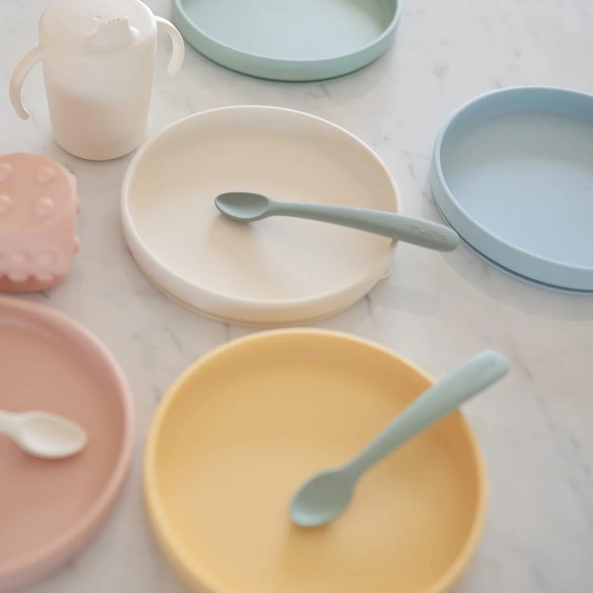 Mushie - Classic Silicone Suction Plate BPA-Free Non-Slip Design Ivory - Image 4