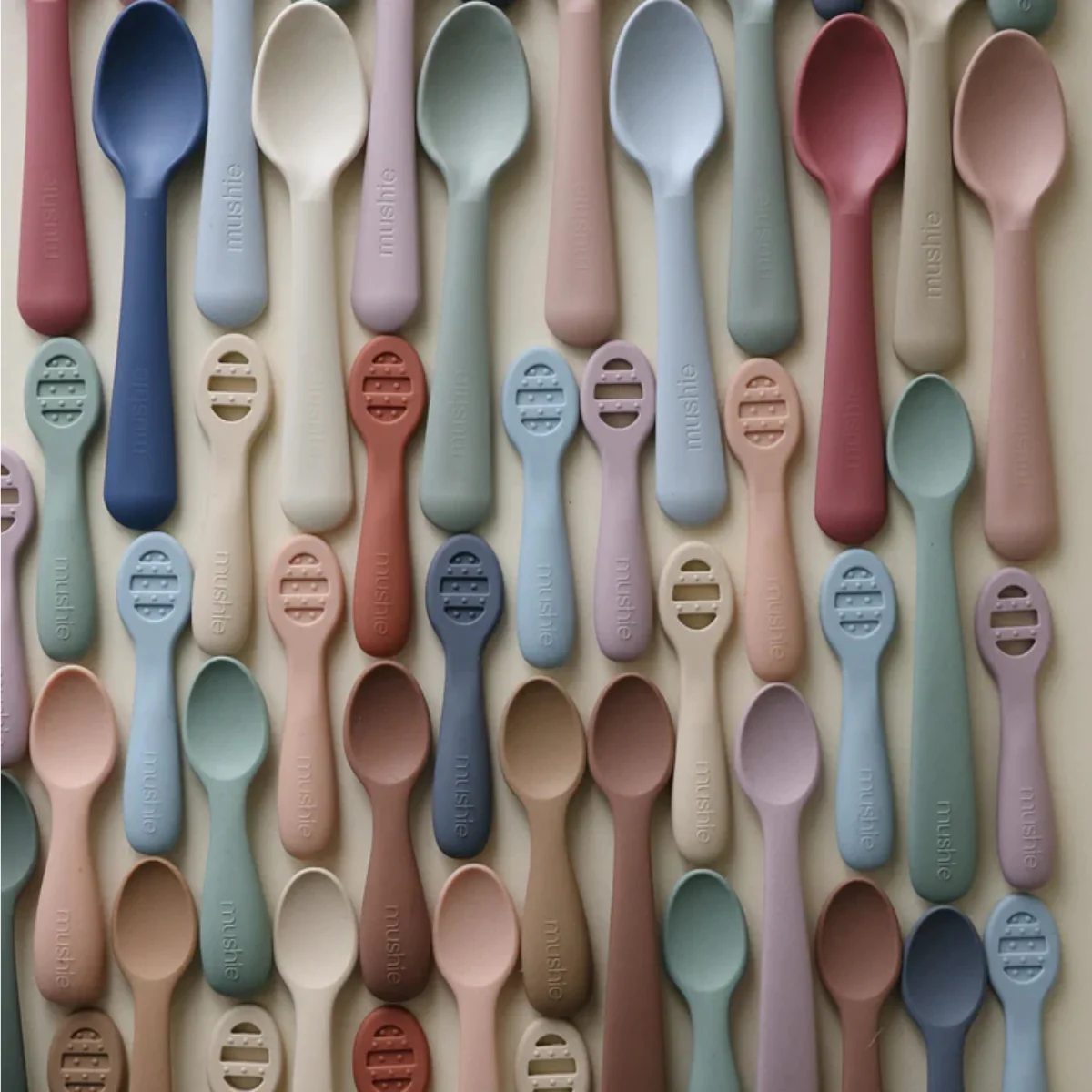 Mushie First Feeding Baby Spoons 2-Pack - Powder Blue/Shifting Sand - Image 5