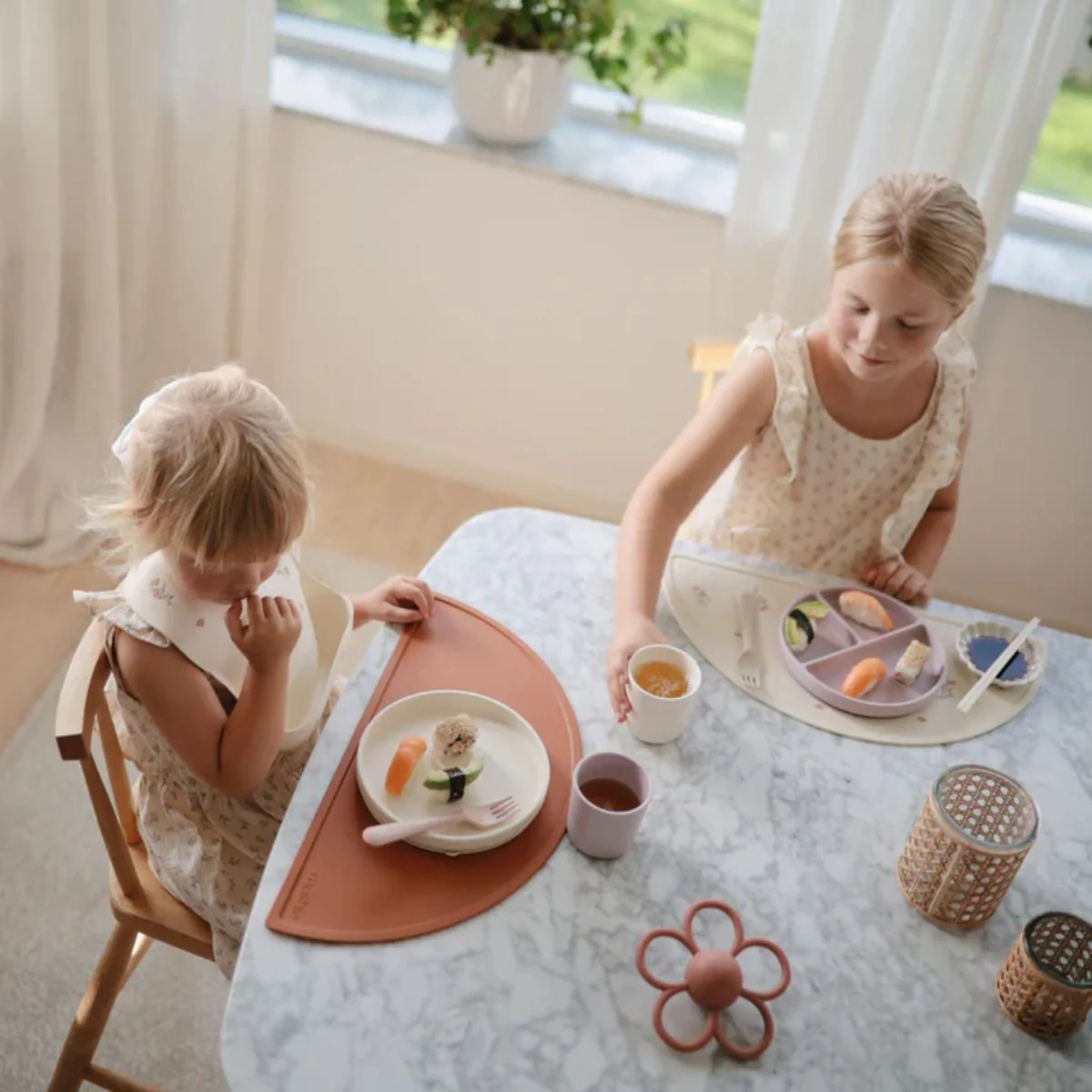Mushie Silicone Suction Plate - Ivory - Image 4