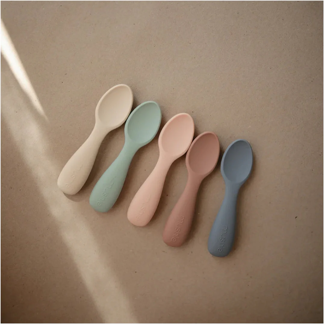 Mushie Silicone Toddler Starter Spoons 2-Pack Tradewinds/Shifting Sand - Image 4