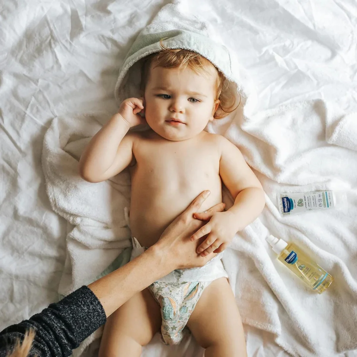 Mustela Baby Oil Moisturizing Oil for Massage - Image 4