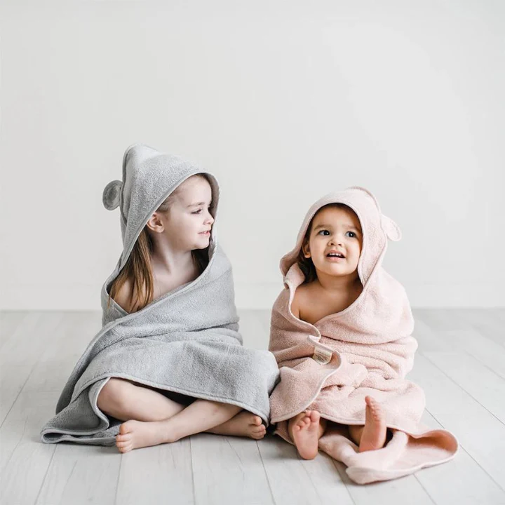 Natemia Organic Cotton Hooded Towel For Babies and Toddlers - Pink - Image 2