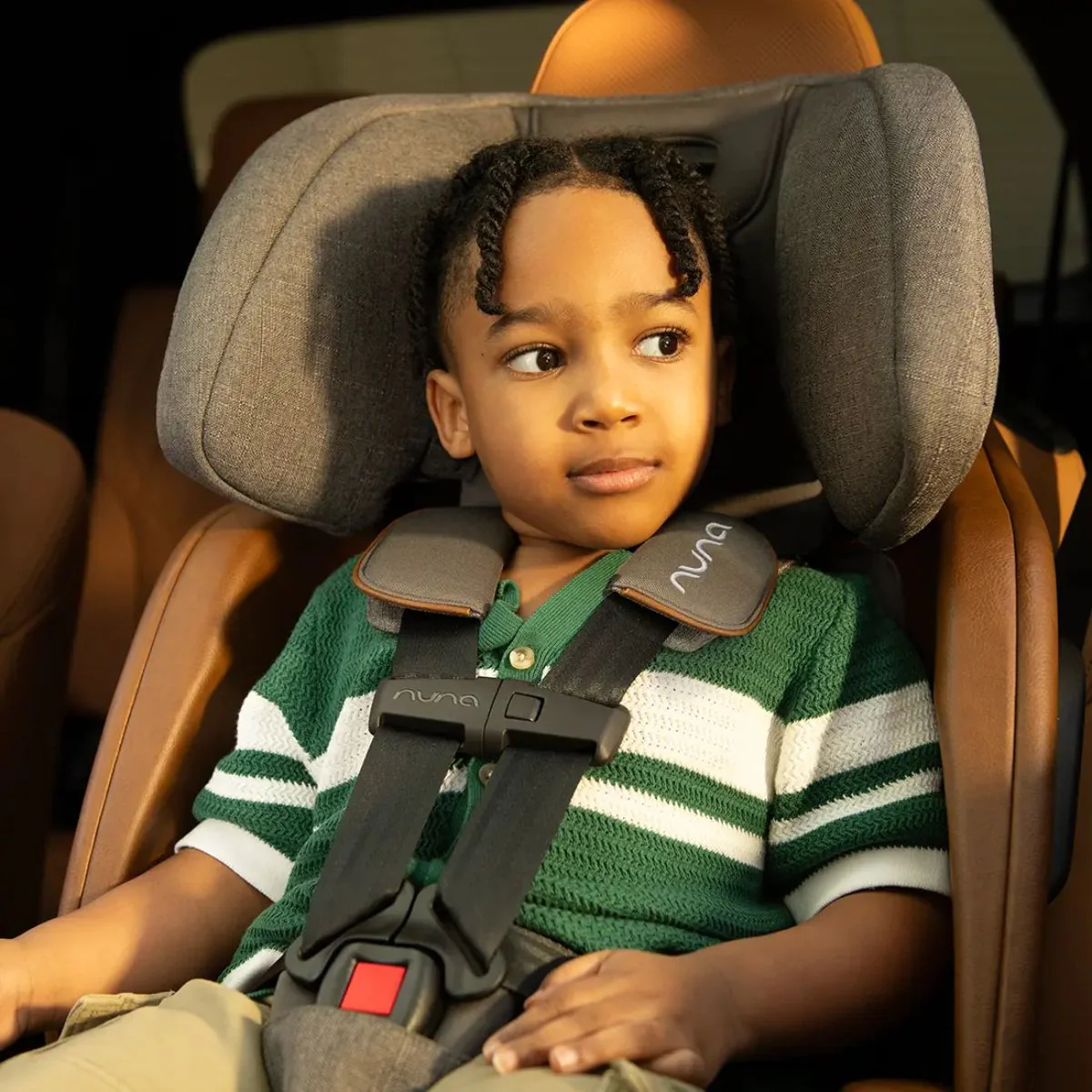 Nuna Lumn Harness Booster Car Seat - Caviar - Image 17