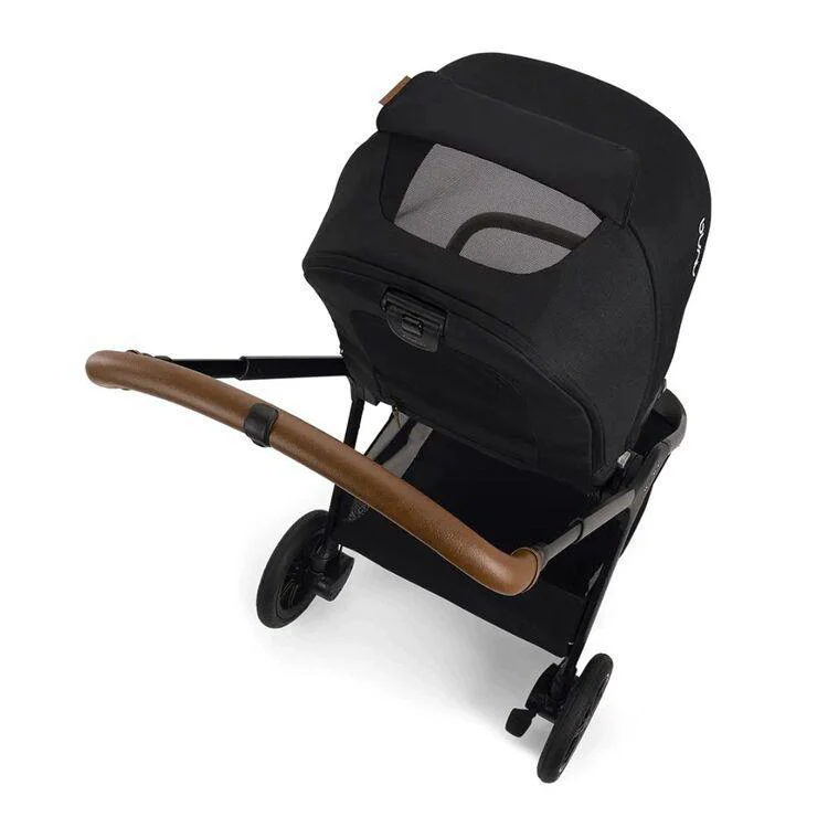 Nuna Triv Next - Caviar w/ Magnetic Buckle - Image 6