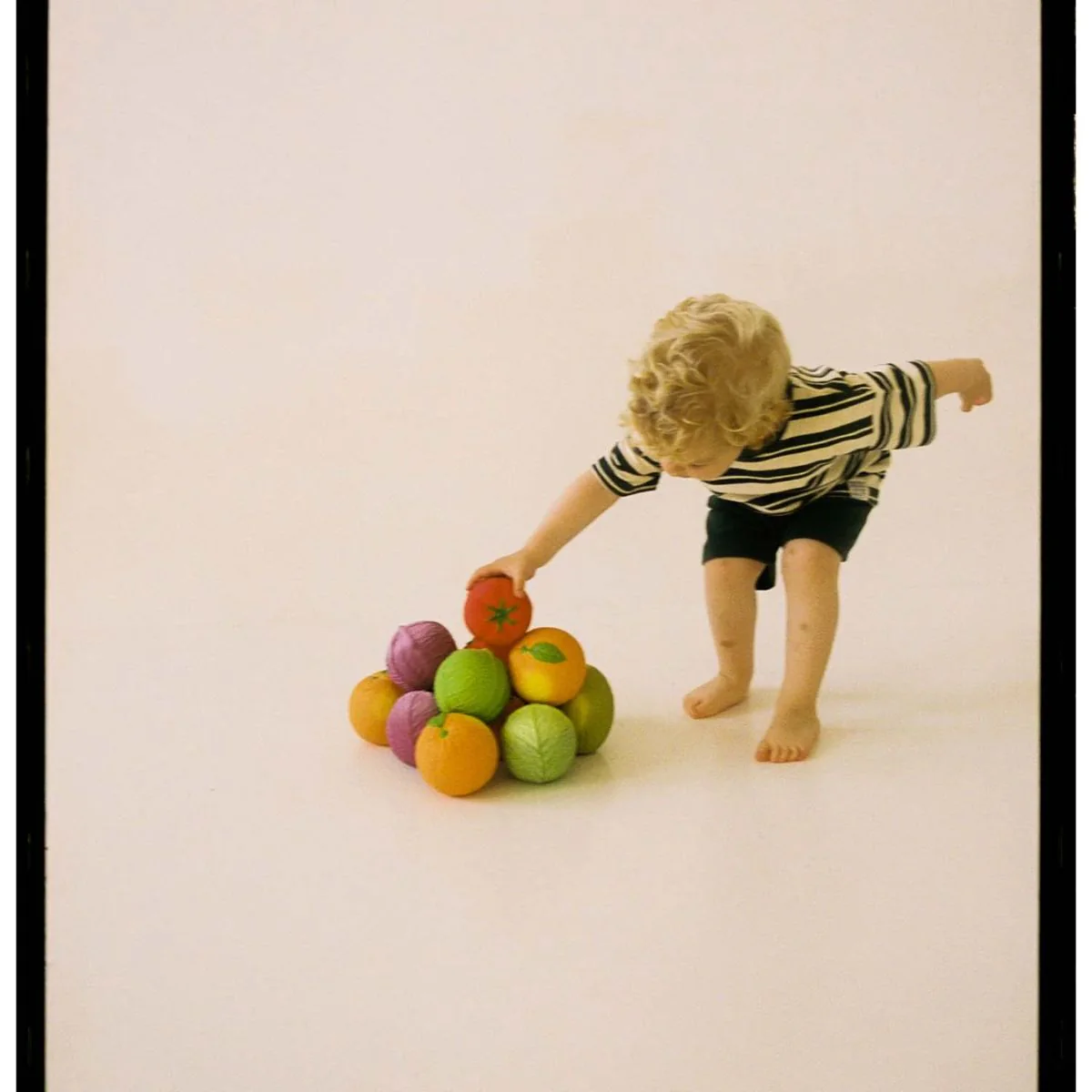 Oli+Carol Sensorial Ball Baby Teether & Bath Toy Natural Rubber - Tomato Cabbage - Image 5