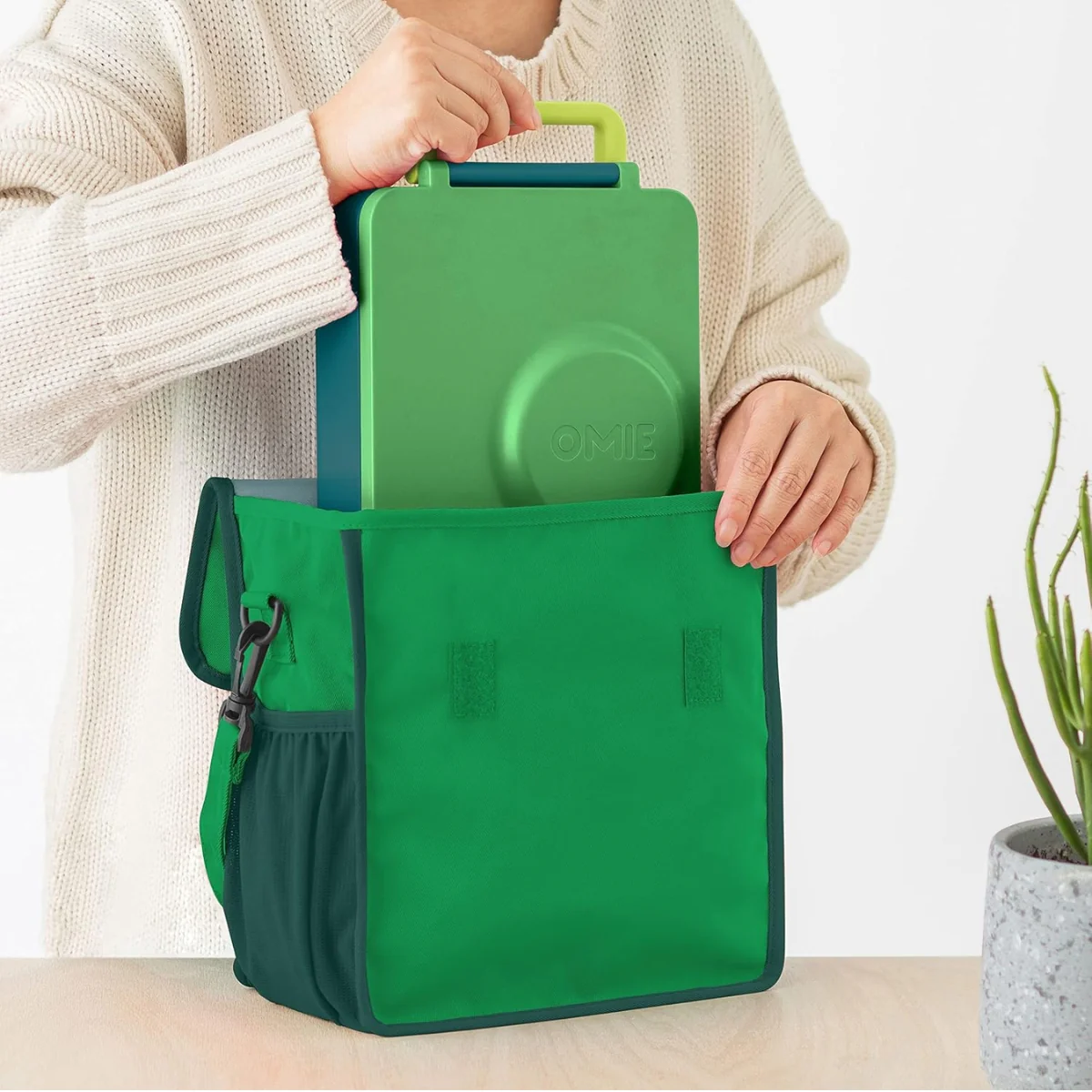 Omiebox Insulated Lunch Tote - Green - Image 2