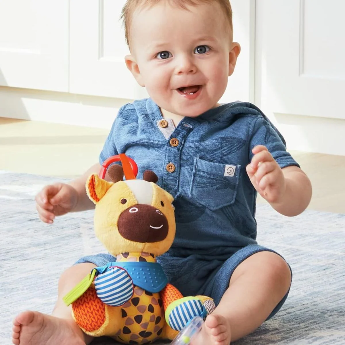 Skip Hop Bandana Buddies - Giraffe - Image 2