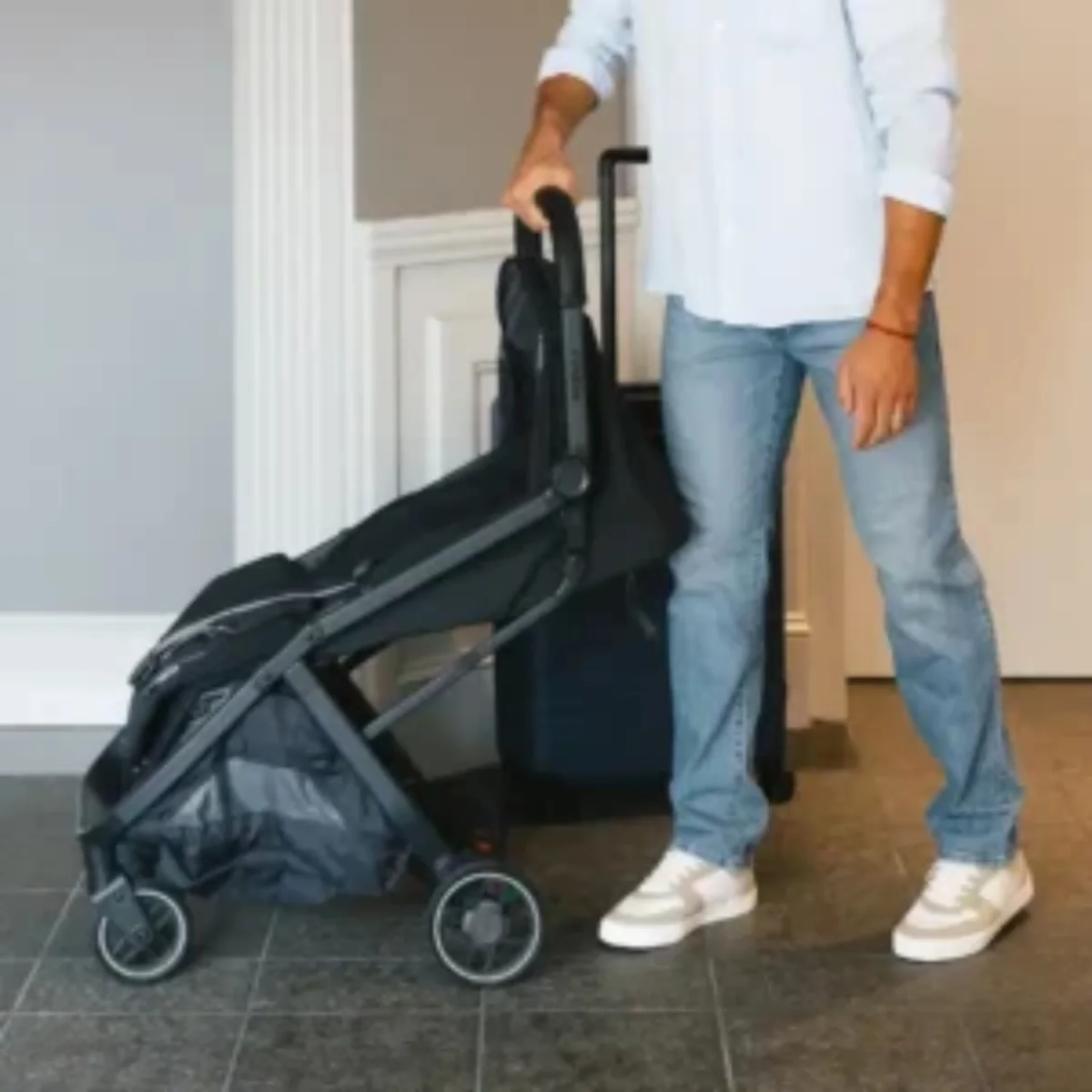 UPPAbaby Minu V3 Compact Stroller - Savannah (Pearl Gray Melange / Carbon Frame / Chestnut Leather) - Image 10